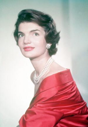 Style icons - Jacqueline Bouvier Kennedy Onassis - jackie kennedy style in red dress.jpg